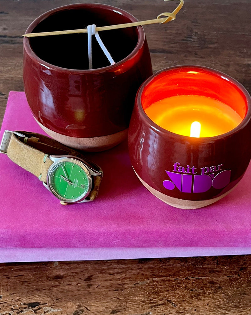 LEATHER & LILAC CANDLE SET OF 2